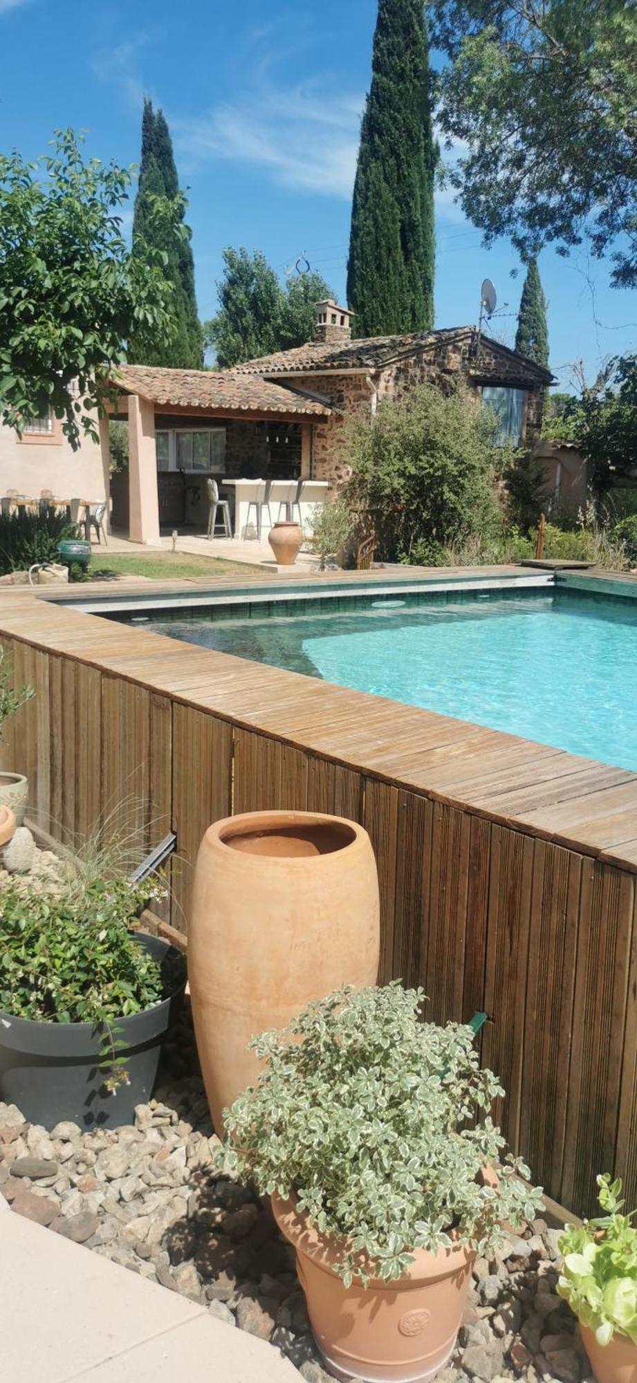 Studio De Charme En Provence, Piscine Et Jacuzzi Partages Le Luc Kültér fotó